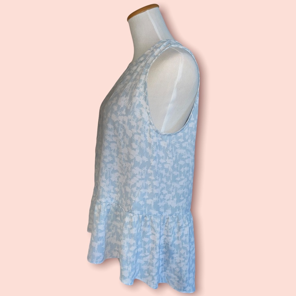 Banana Republic Peplum Sleeveless Shirt - Picture 4 of 7